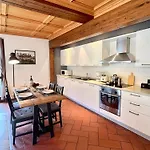 Apartman Casa Lory *